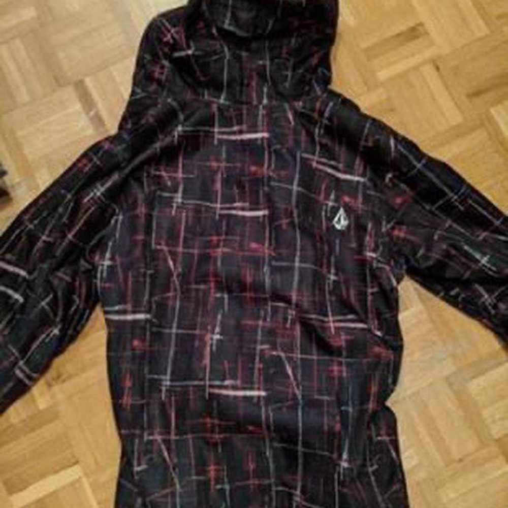 Volcom Ski Jacket - Picture 2 of 4